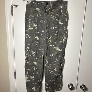 Y2K Faded Glory Green Camo Pants Women’s Size 4